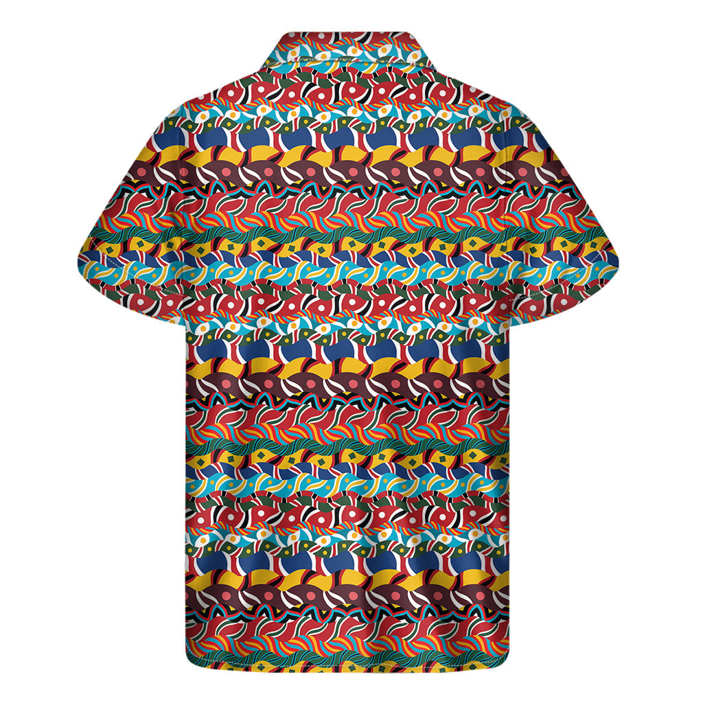 Tropical Vibes: Hawaiian Short Sleeve Shirt with Afro African Ethnic Pattern - 2