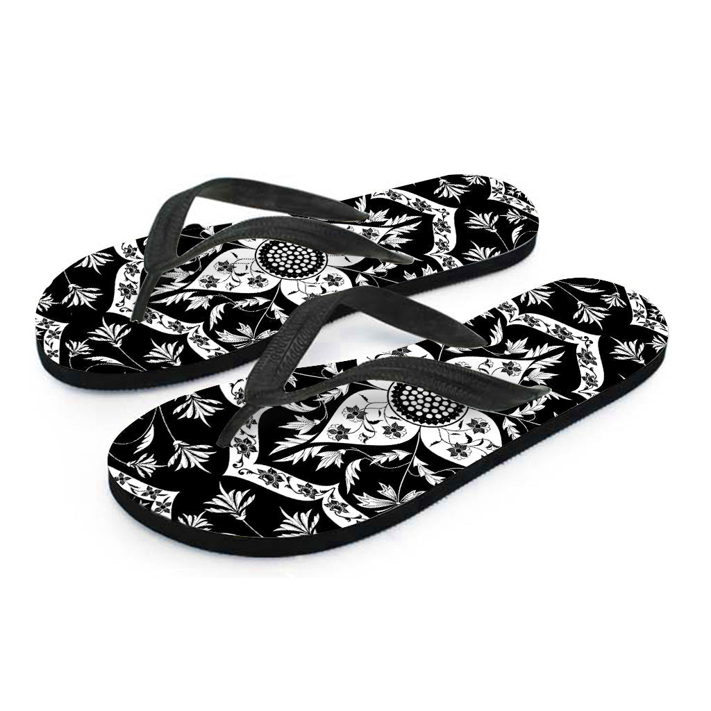 Black and White Lotus Mandala Print Hawaiian Flip Flops: Complete Your Island Style - 2