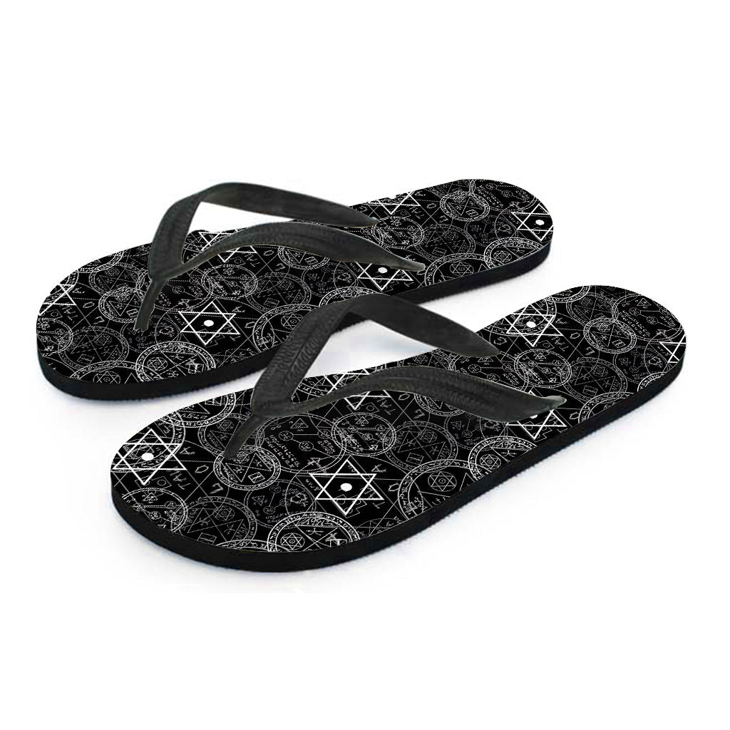 Black and White Mystic Witch Print Hawaiian Flip Flops: Embrace the Island Vibe - 2