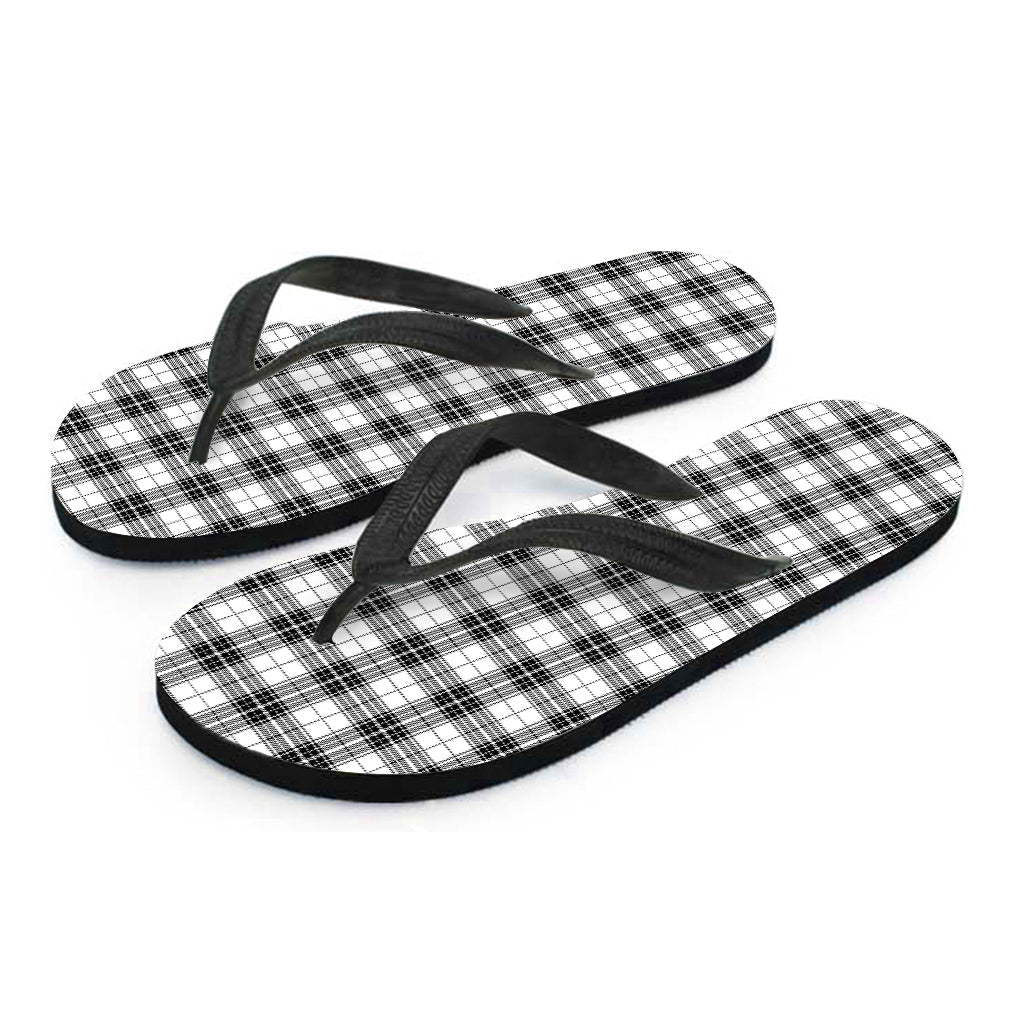 Black and White Tartan Pattern Hawaiian Flip Flops for Stylish Island Vibes - 2