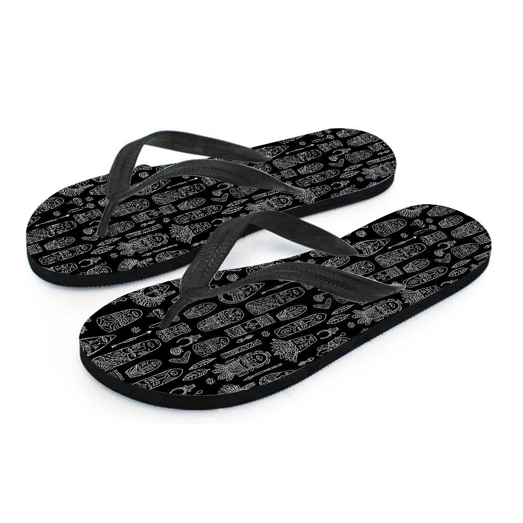Totem Patterned Hawaiian Flip Flops: Your Stylish Outfit Essential - 2