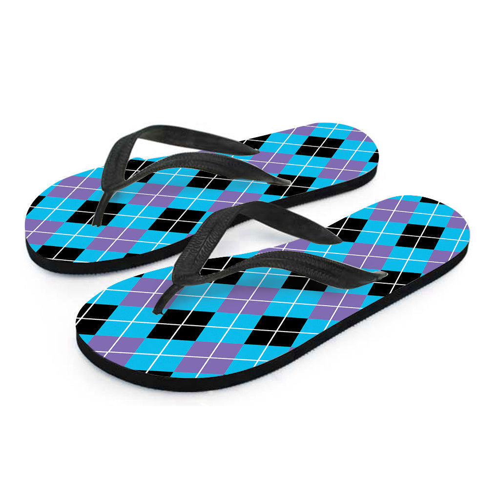 Tropical Elegance: Hawaiian Floral Print Flip Flops - 2