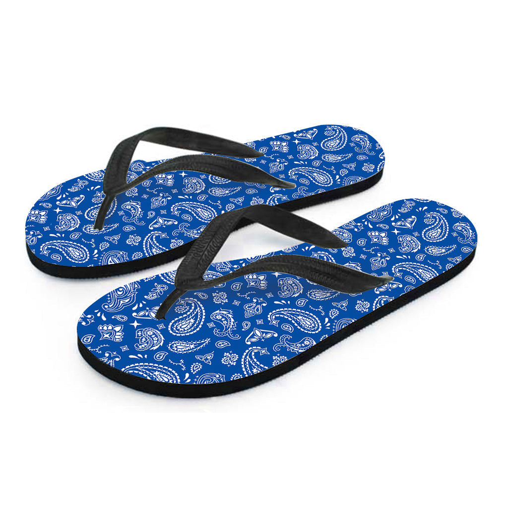 Blue Paisley Bandana Pattern Hawaiian Flip Flops: Step Out in Style! - 2
