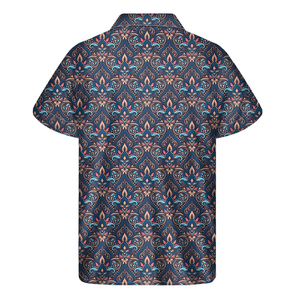 Tropical Vibes: Men's Hawaiian Short Sleeve Shirt with Damask Boho Pattern Print - 2