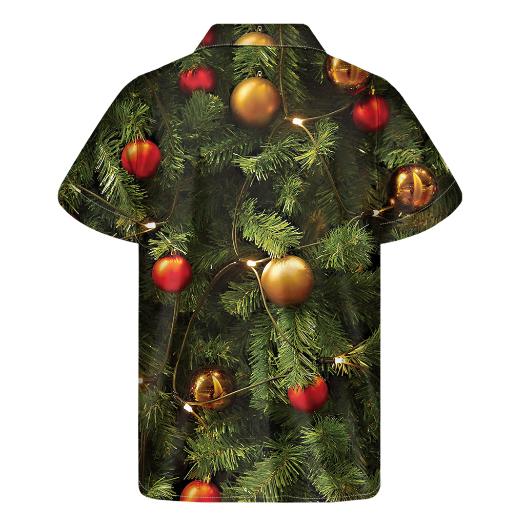Island Vibes: Hawaiian Short Sleeve Shirt with Festive Christmas Tree Print - 2