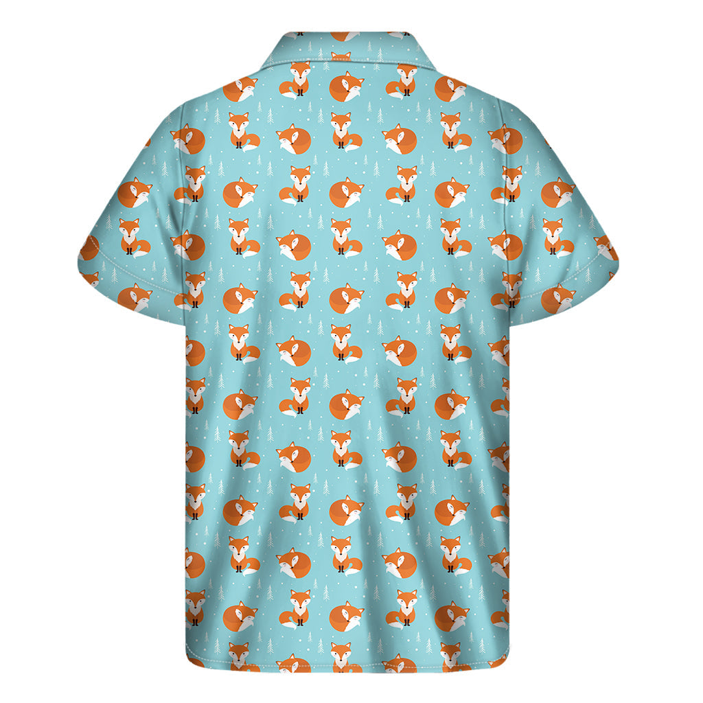 Tropical Vibes: Hawaiian Short Sleeve Shirt with Winter Fox Pattern - 2