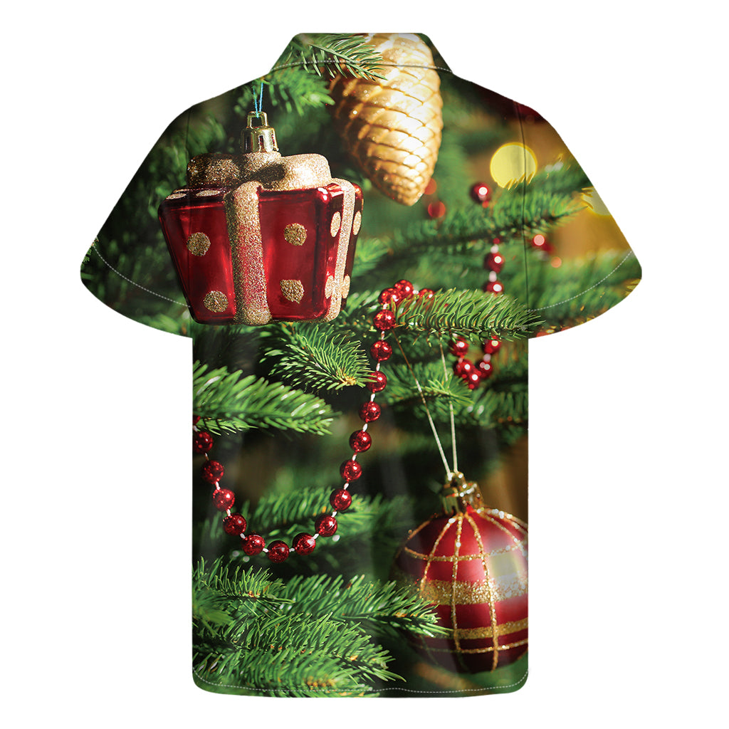 Island Style: Hawaiian Xmas Tree Print Short Sleeve Shirt - 2