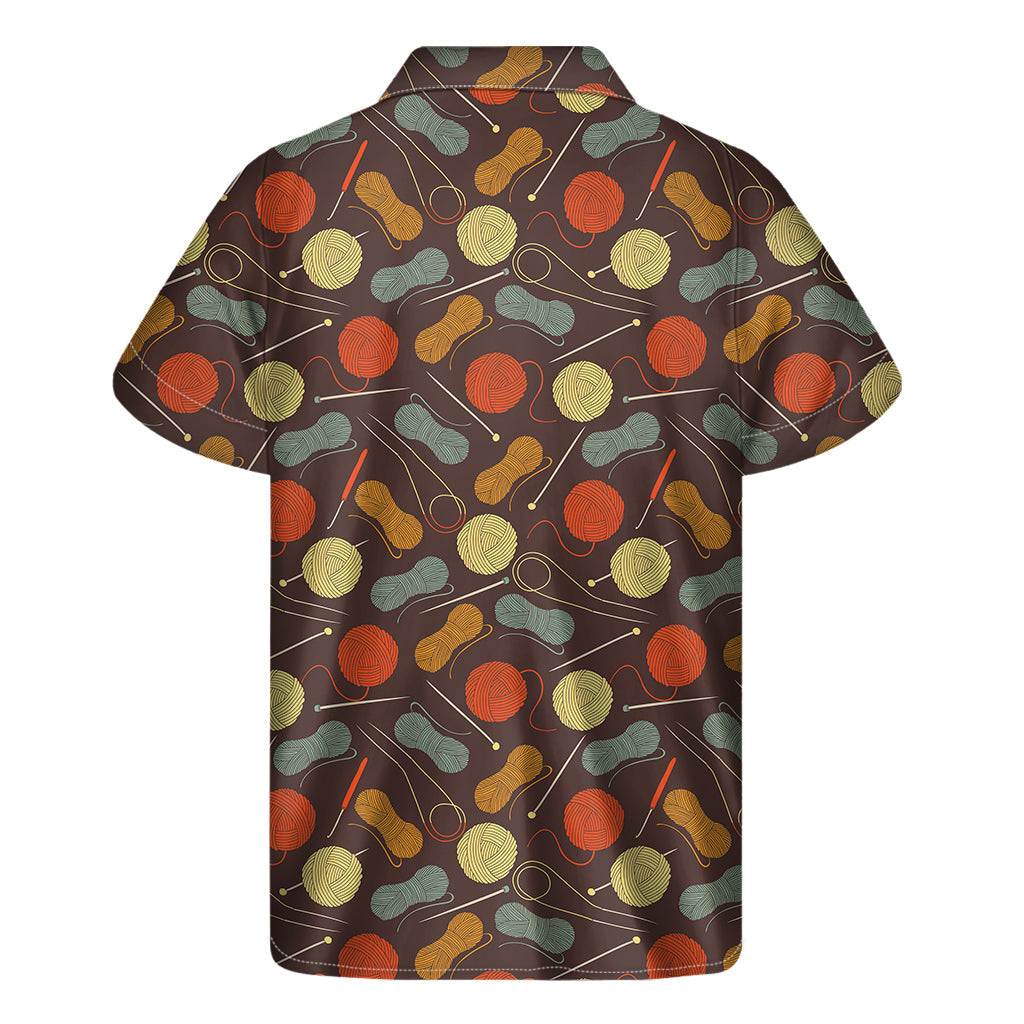 Island Breeze: Hawaiian Pattern Short Sleeve Shirt - 2