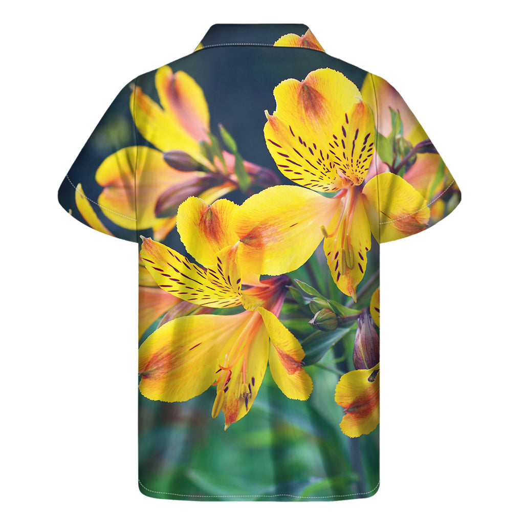 Yellow Alstroemeria Hawaiian Short Sleeve Shirt: Embrace the Aloha Spirit - 2