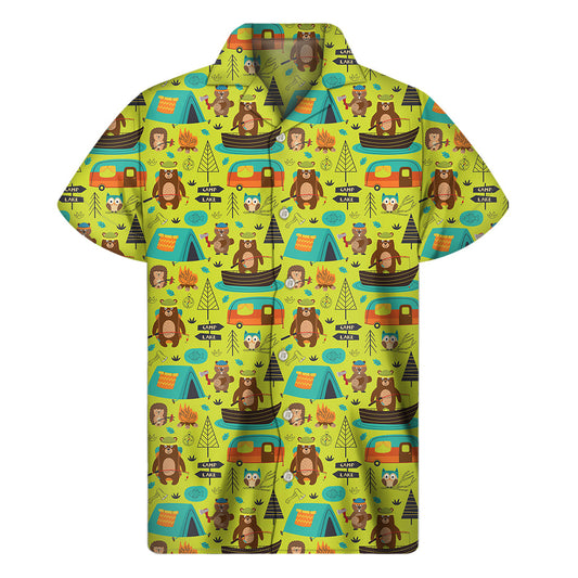 Tropical Paradise: Men's Hawaiian Short Sleeve Shirt with Animal Camping Pattern - 1
