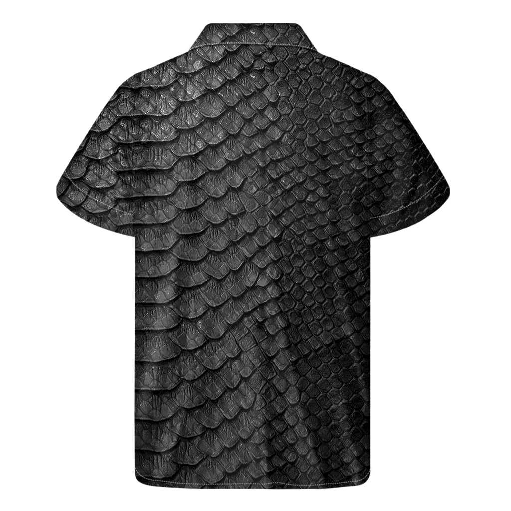 Slither in Style with this Hawaiian Snakeskin Print Short Sleeve Shirt - 2