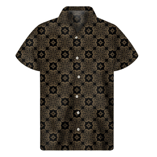Tropical Vibes: Hawaiian Short Sleeve Shirt with Gold Clover Design - 1