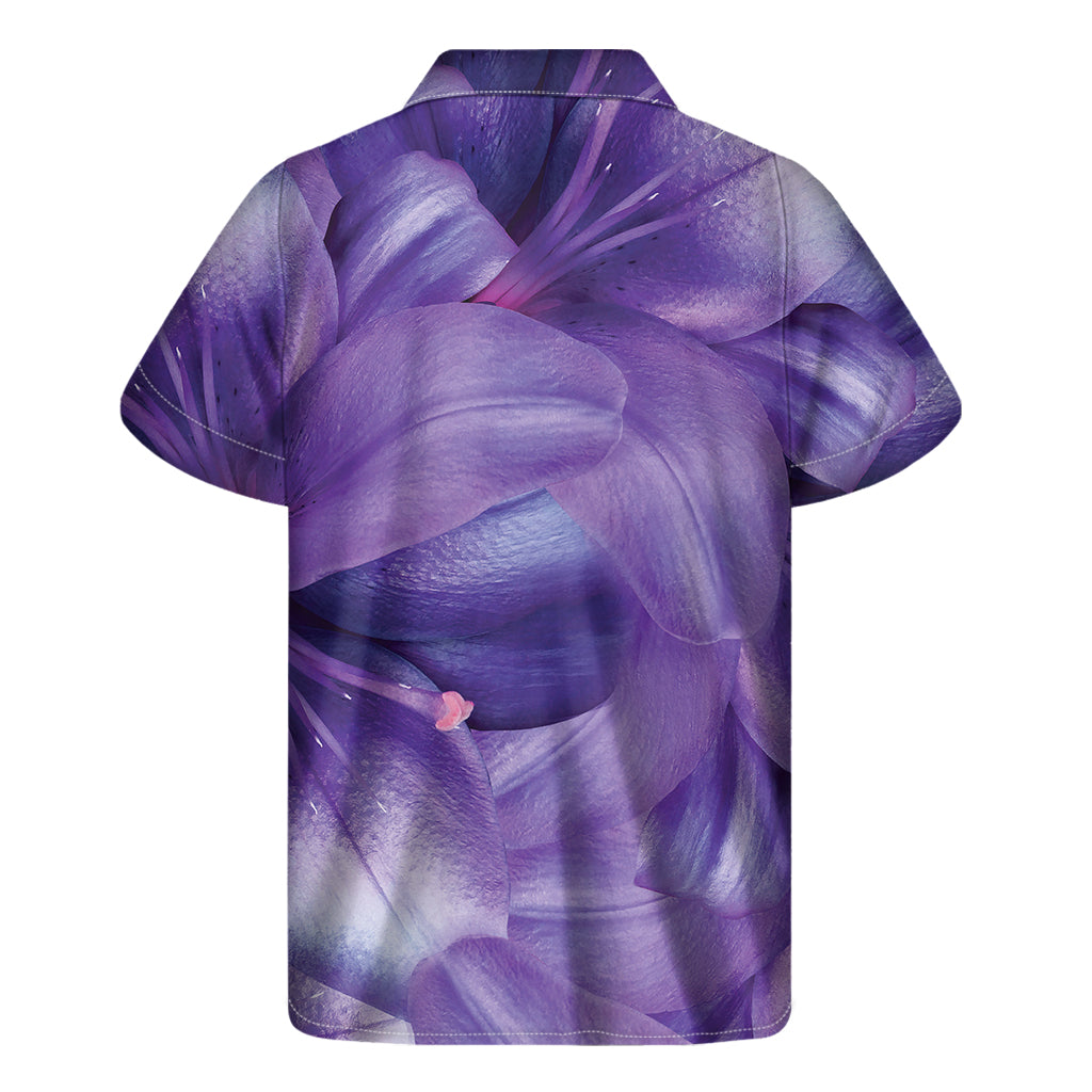 Purple Lily Paradise: Men's Hawaiian Short Sleeve Shirt - 2